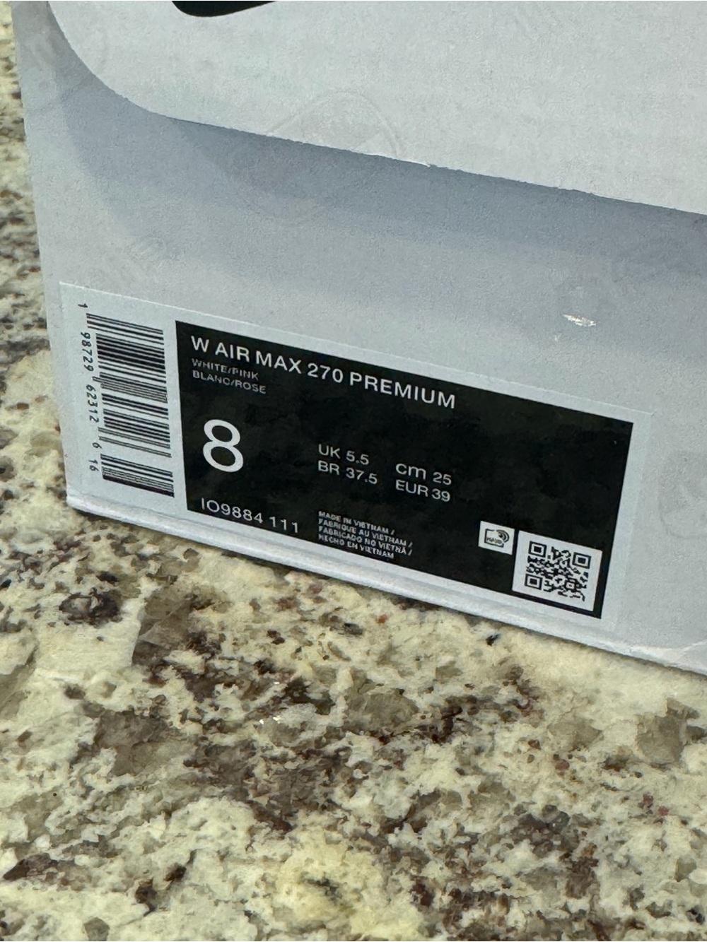 Nike Air Max 270 Premium - Picture 6 of 6